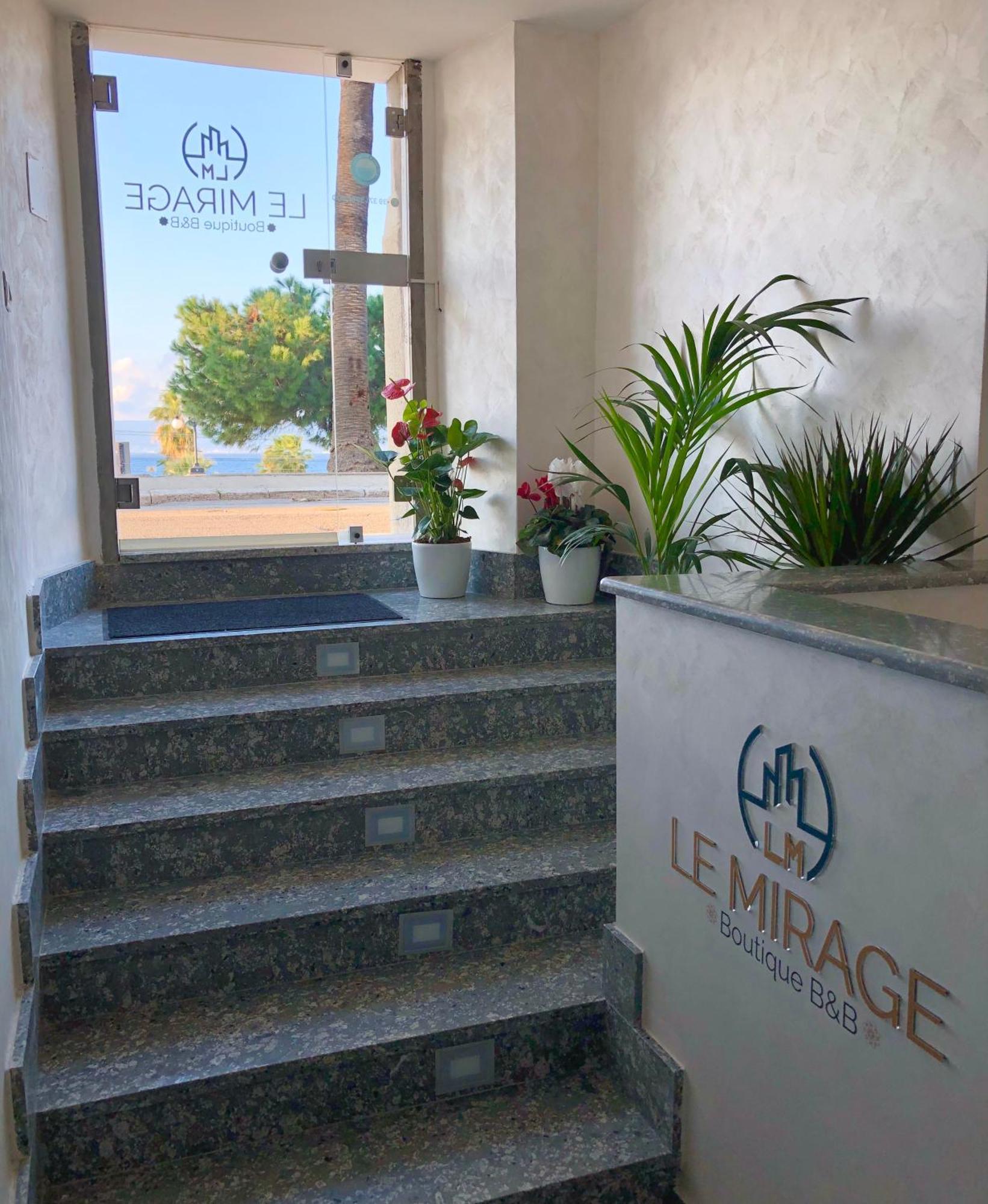 Le Mirage Boutique Ii
