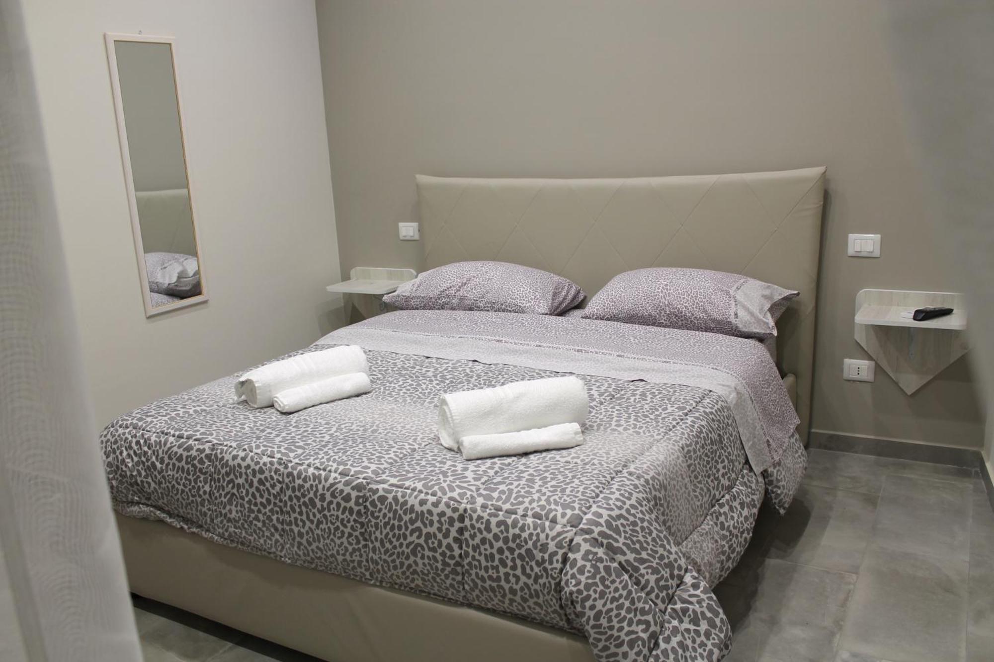 Le Mirage Boutique Ii Alojamento de Acomodação e Pequeno-almoço Reggio di Calabria